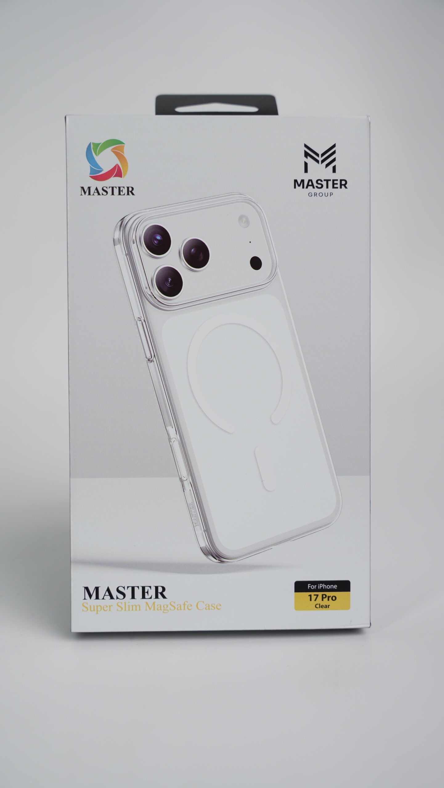 green Green iPhone 17 Pro Magsafe Case clear